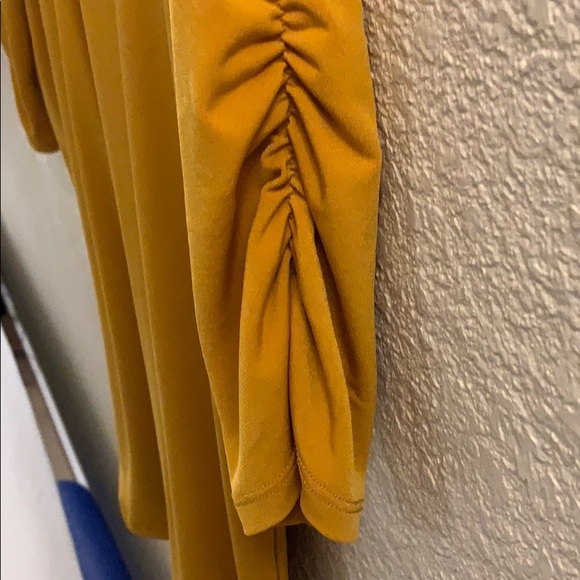 Mustard Mock Neck Fitted Top - Picture 2 of 4